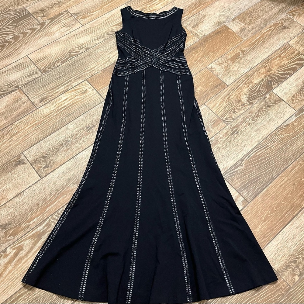 Tadashi Shoji Long Black Dress Cocktail Event Evening Formal Gown Sleeveless